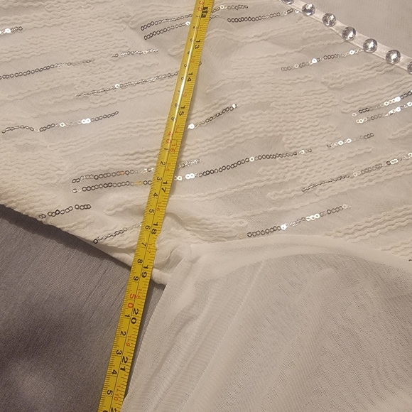 White bolero - Picture 3 of 6